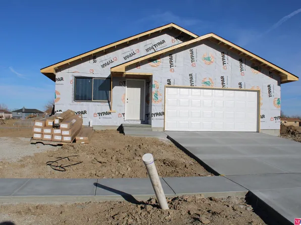 2500 NW 57th St, Lincoln, NE 68524
