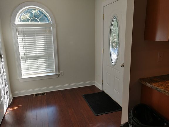 3rd image of 368 Granite St #L-0001