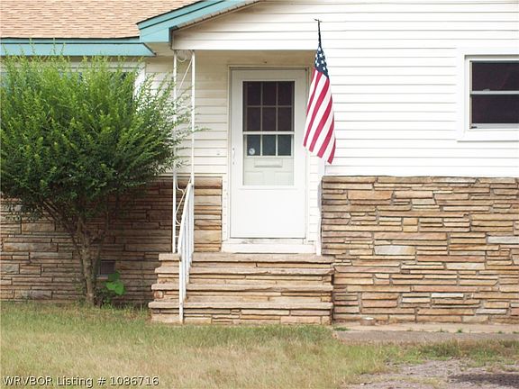 2nd image of 705 N 18th St