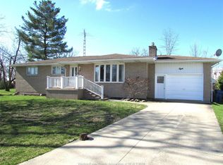 8 Frances Ct, Essex, ON N8M2V5