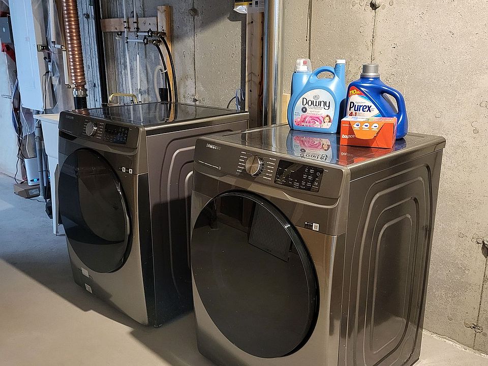 47 Moosonee Cres, Ottawa, ON K4M 0M1 Zillow