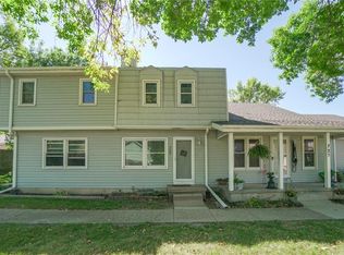727 NW Greenwood St #17, Ankeny, IA 50023