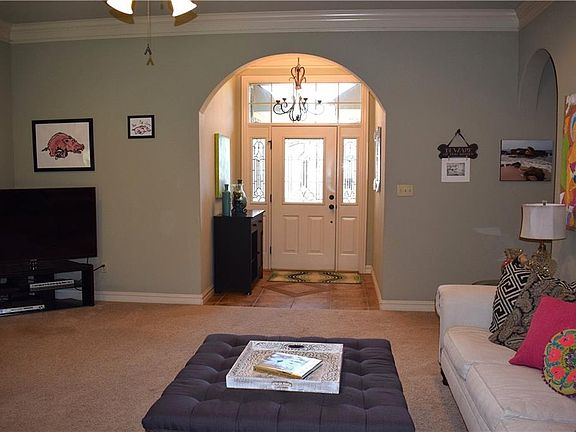 2nd image of 2422 Kaylonni Ln