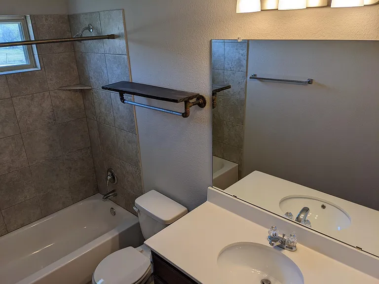 356 Twisted Oaks Ln — Photo 14