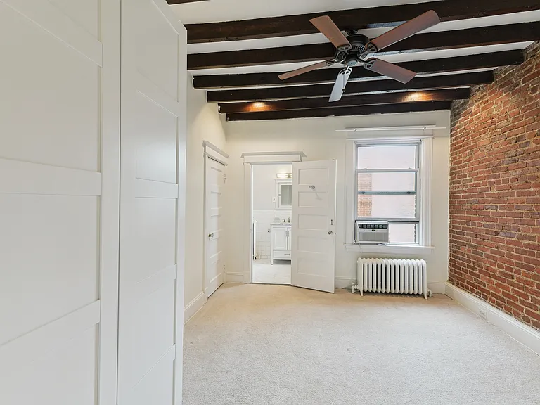 710 Maryland Ave NE #3 — Photo 14