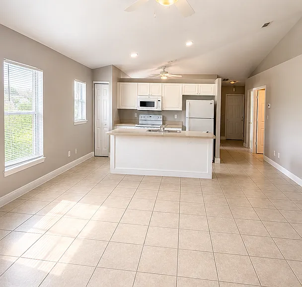 111 Homer Ave S — Photo 12