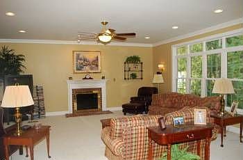 3rd image of 10012 Brookemoor Ln