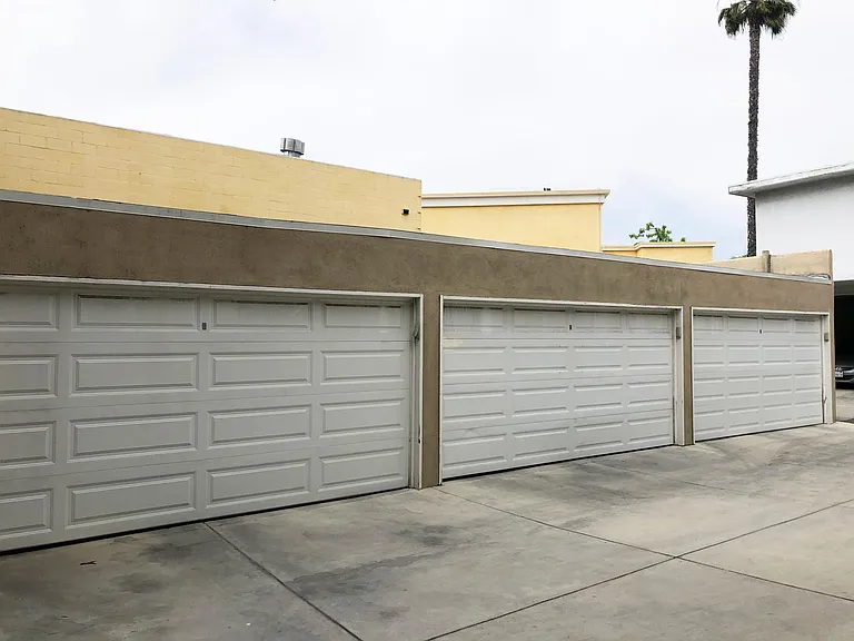 3317 Castle Heights Ave #8 — Photo 30