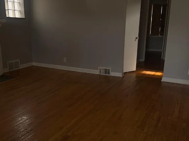 6110 Lodewyck St — Photo 2