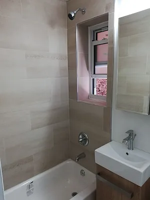 Rented by Sky Management | media 32