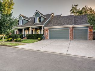 2120 River Heights Cir, West Linn, OR