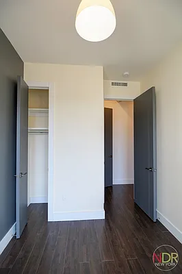 Rented by Next Door Realty NYC | media 44