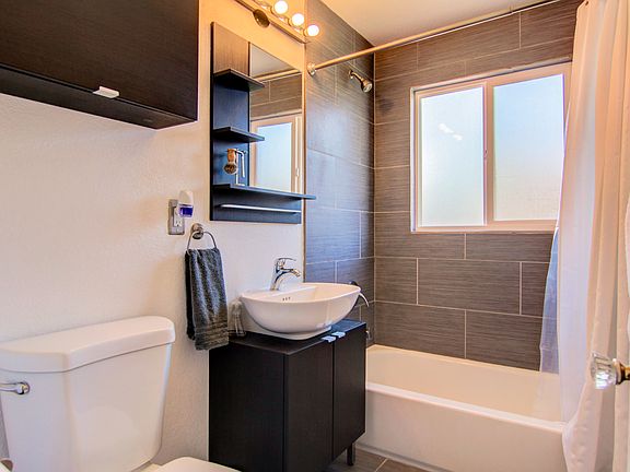 Modern Bath