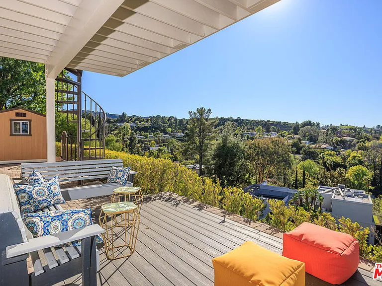 17108 Oak View Dr — Photo 43