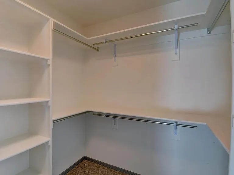 4157 Foxwood Trl SE — Photo 13