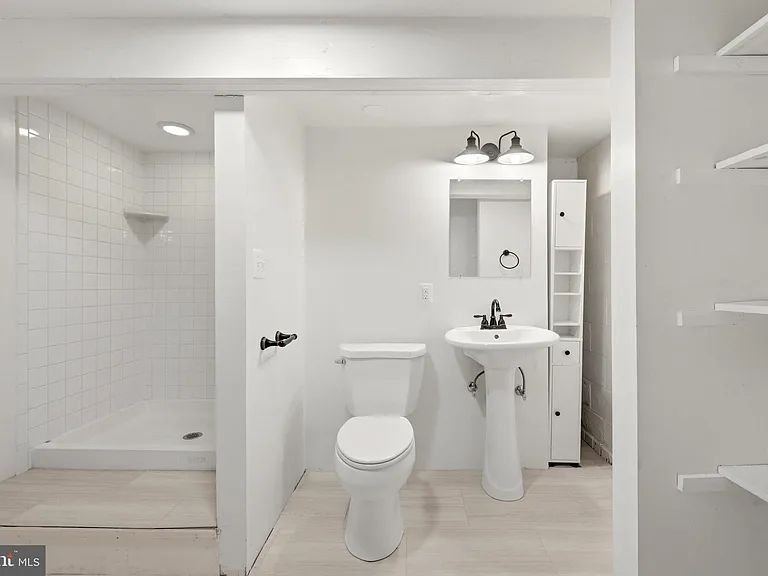 31 E Germain St — Photo 24