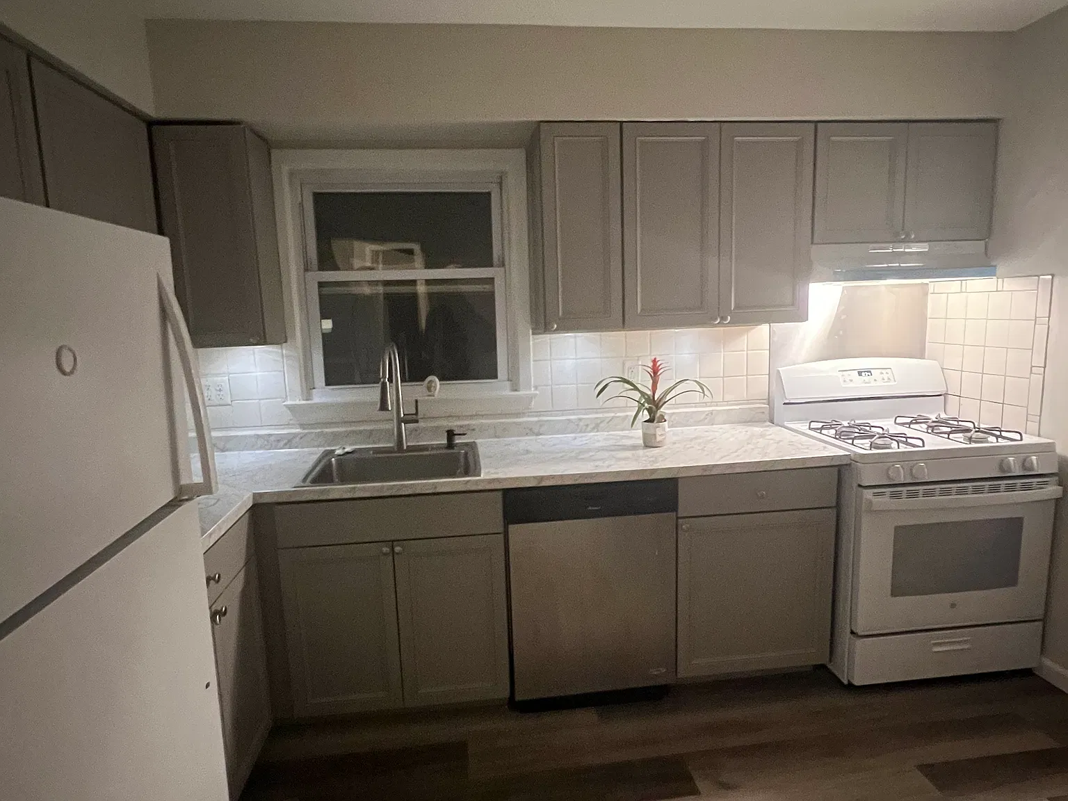3 bed, 1700 sqft, $2,750 — Photo 1