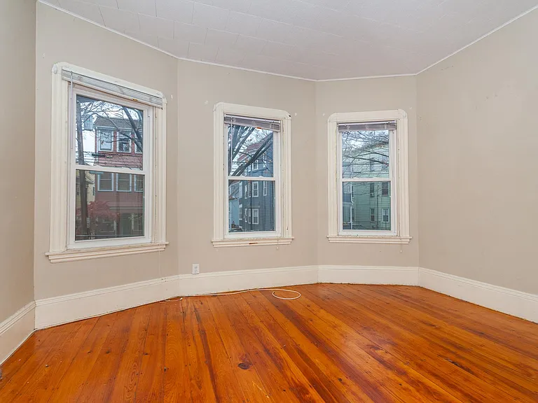 49 Porter St #2 — Photo 15
