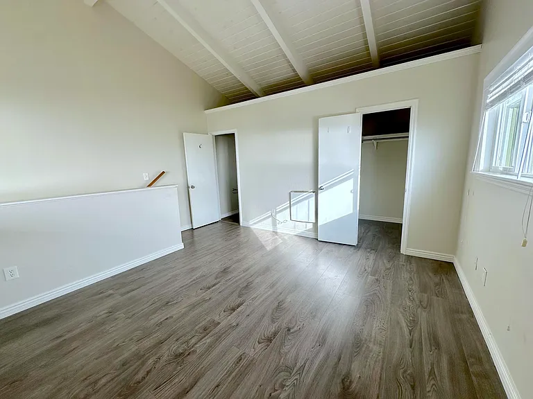 156 Olive St #7 — Photo 5