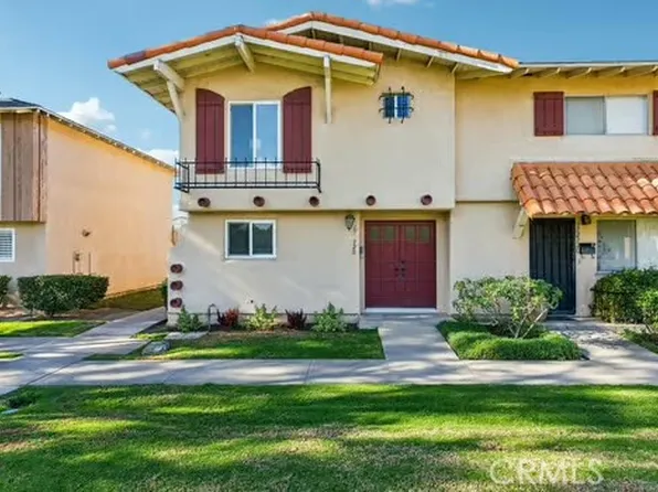17232 Nisson Rd APT D, Tustin, CA 92780