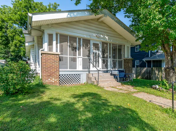 2422 Western Ave, Davenport, IA 52803