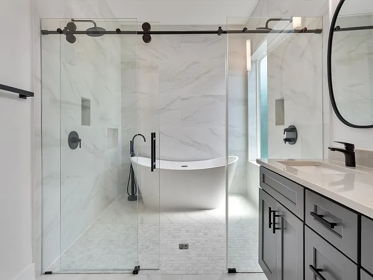 4712 Reyes St #1 — Photo 25
