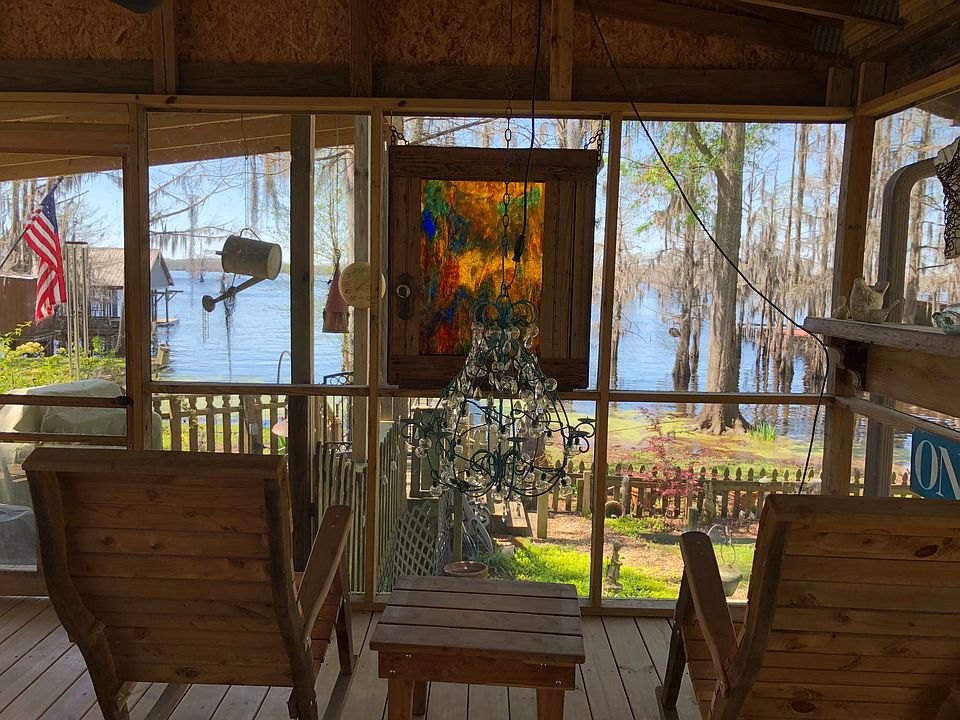 Lakeside screen porch 