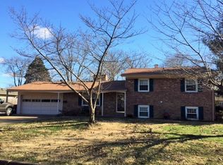 608 Trinity Dr, Evansville, IN 47714