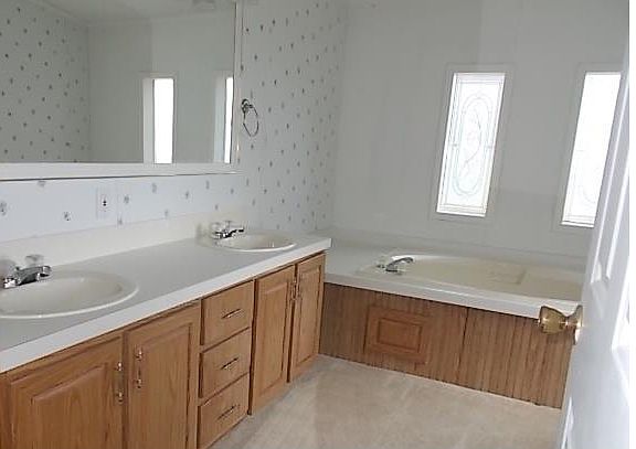 4th image of 5106 Mayo Ln