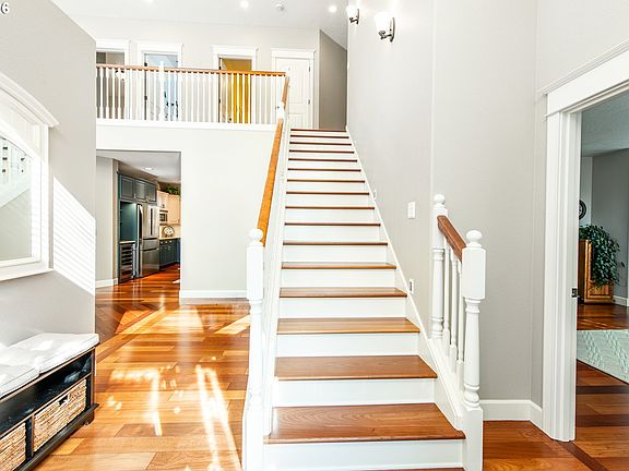 5th image of 2631 Park Forest Dr