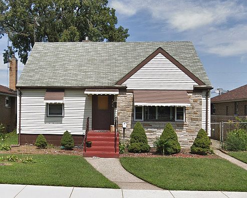 1st image of 406 156th Pl