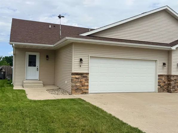 8 Robert St, Burlington, ND 58722