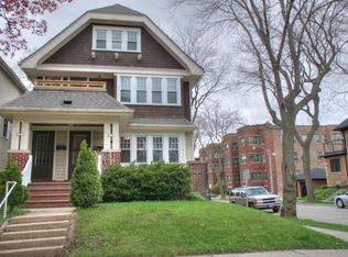 2977 N Murray Ave, Milwaukee, WI 53211