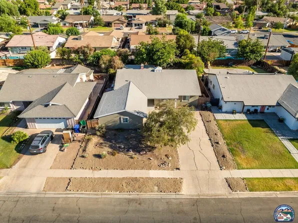 1761 Lenrey Ave, El Centro, CA 92243