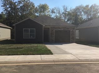 160 Daven Dr, Hopkinsville, KY 42240