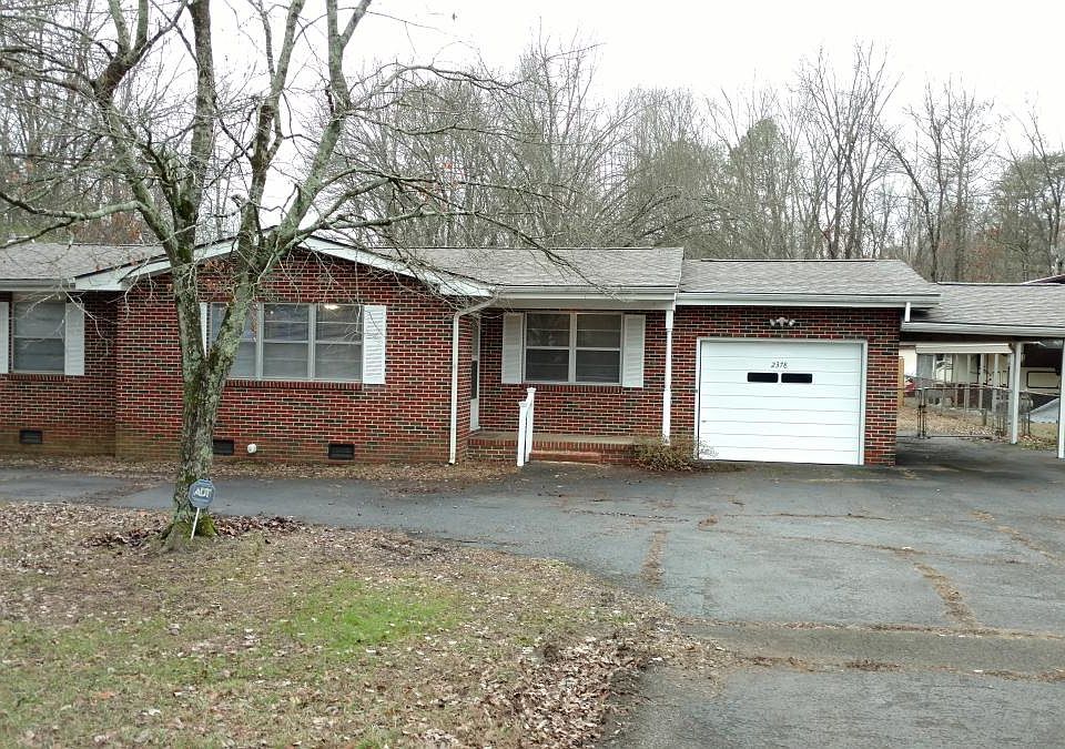 1st image of 2378 Lakeview Dr
