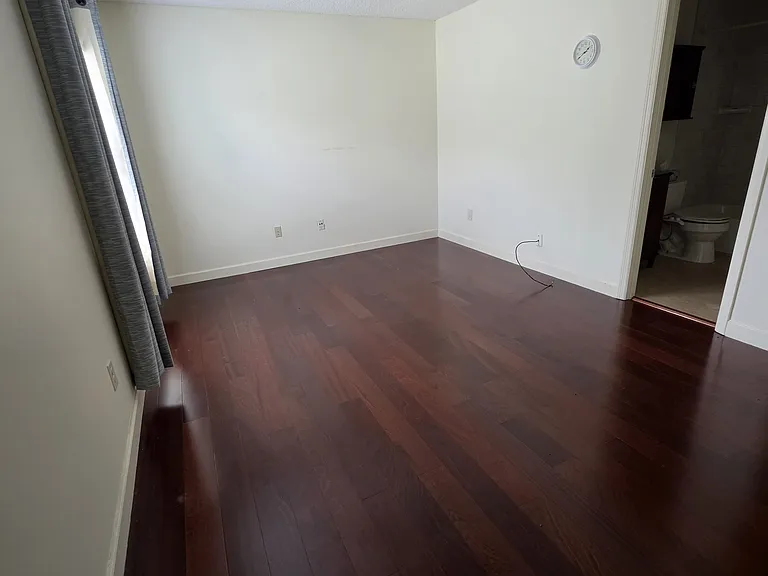 1712 Silver Creek Ct #99 — Photo 15