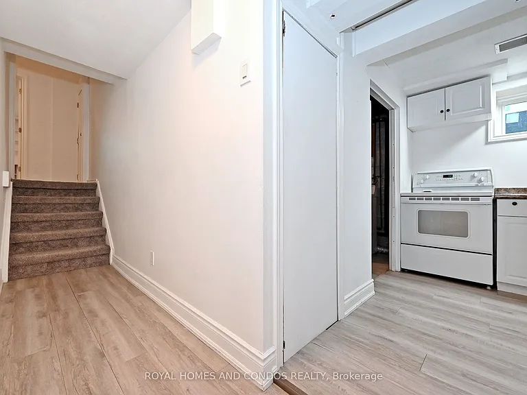 27 Marlena Dr — Photo 16