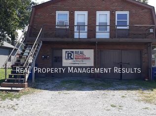209 E Division St #B, Boonville, IN 47601