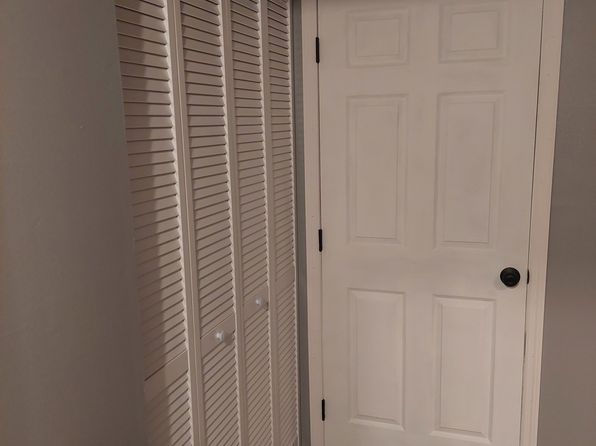 8923 N 40th St APT 6