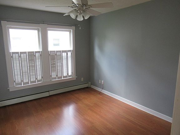 4th image of 234 Lynwood Ave