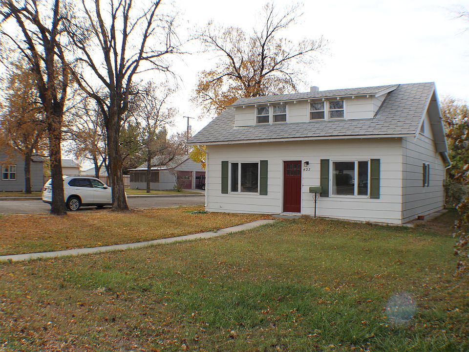 437 New York St, Chinook, MT 59523 Zillow