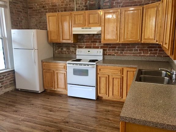 4th image of 569 Campbell St APT 1