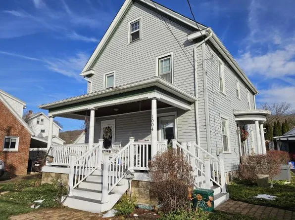 1004 Conewango Ave #10, Warren, PA 16365