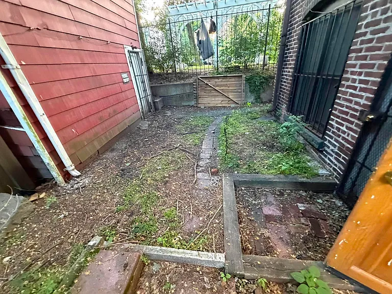 36 Sussex St #1 — Photo 6