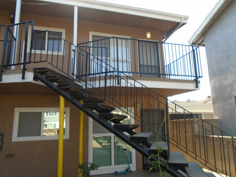 545 S 1st Ave #8 — Photo 12