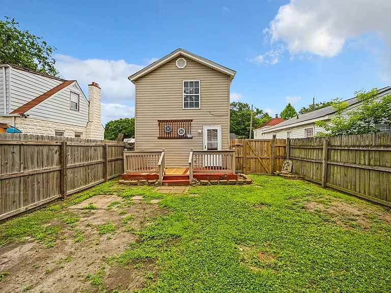 1113 Covel St — Photo 13