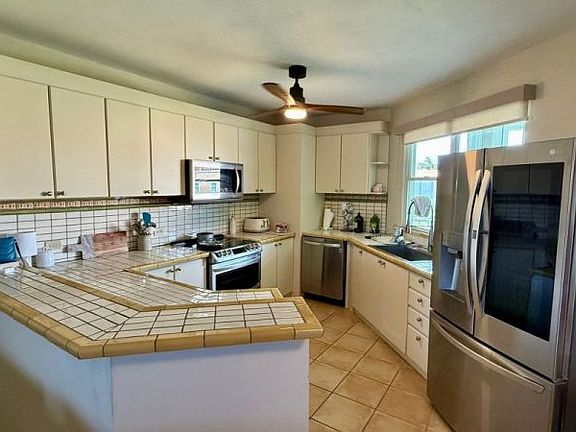 3rd image of Cond Fairlakes #3-apt 8244