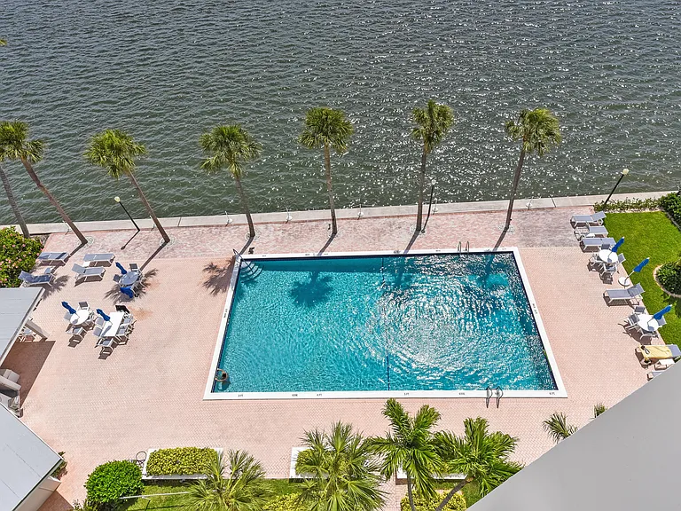 2600 N Flagler Dr #803 — Photo 13