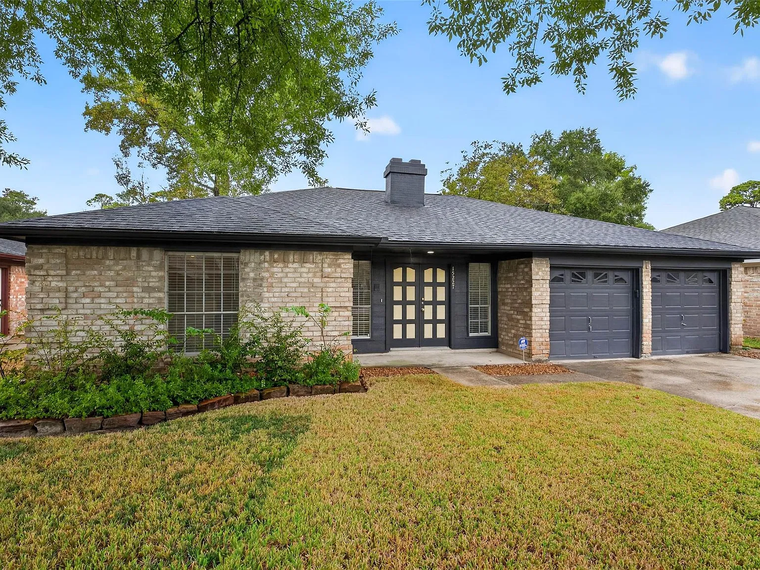 3 bed, 2.0 bath, 1511 sqft, $1,950 — Photo 3